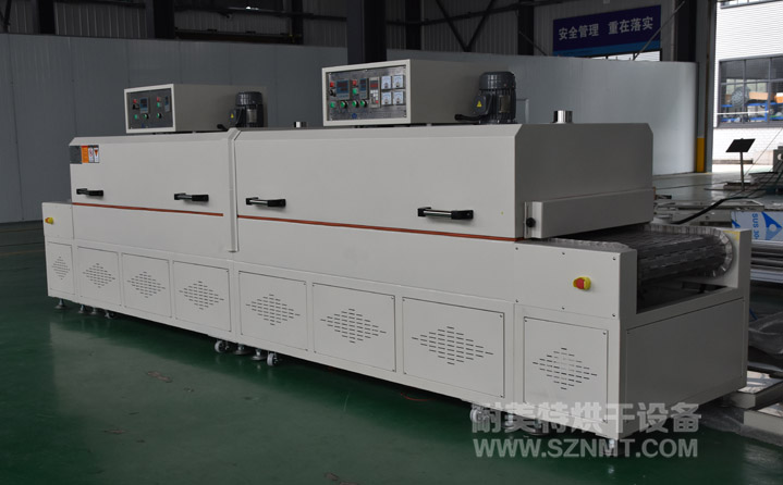 醫(yī)療行業(yè)隧道式烘干爐